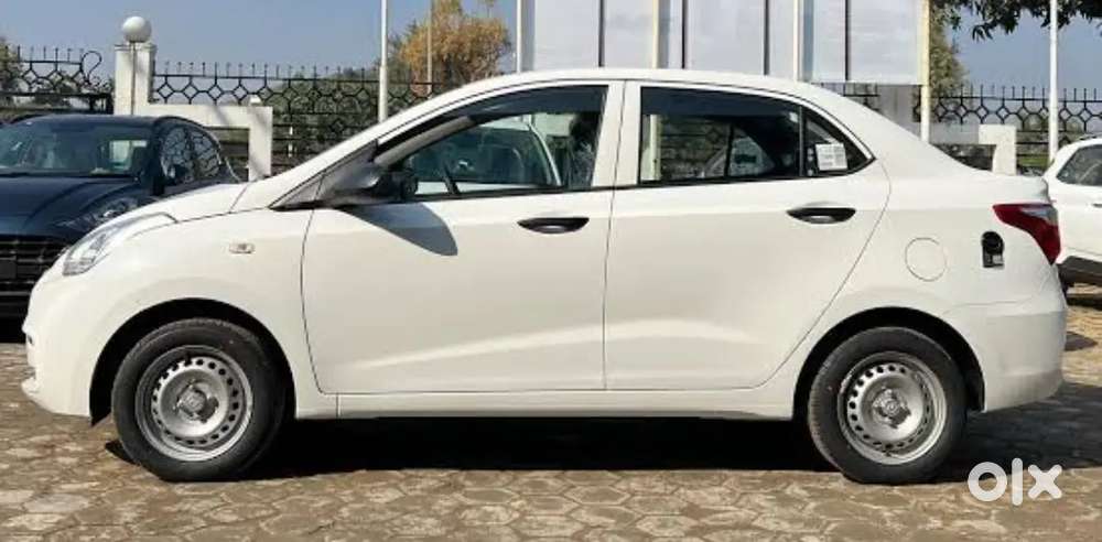 Hyundai Xcent 2021 Petrol