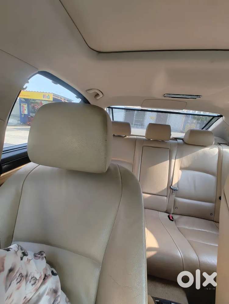 Bmw 5 Series 2012 Diesel Well Maintained In Showroom Condition