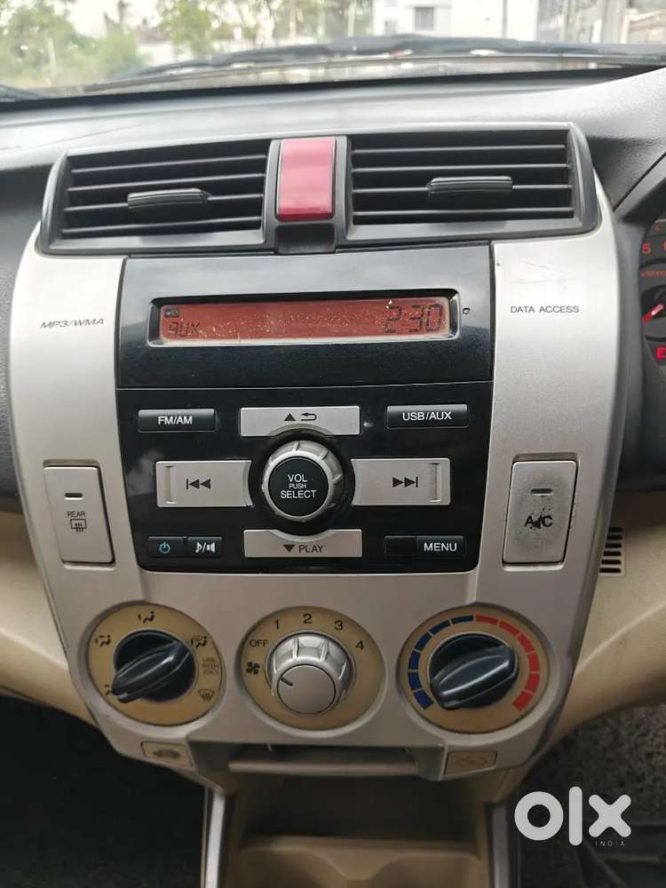 Honda City 2011 Cng & Hybrids 90000 Km Driven