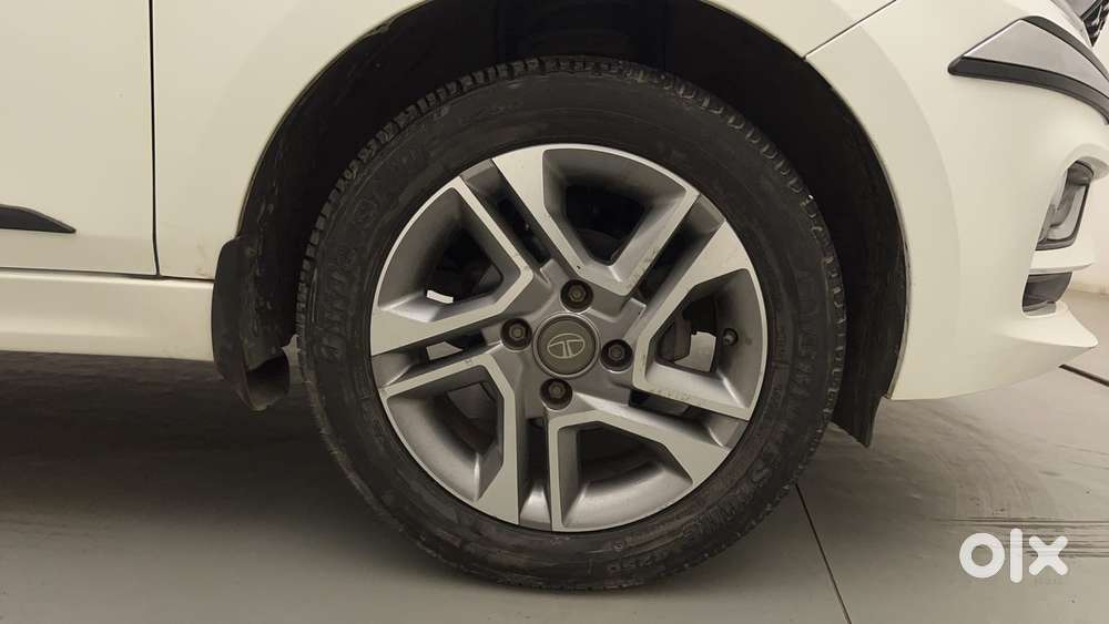 Tata Tigor Xza Plus, 2022, Petrol