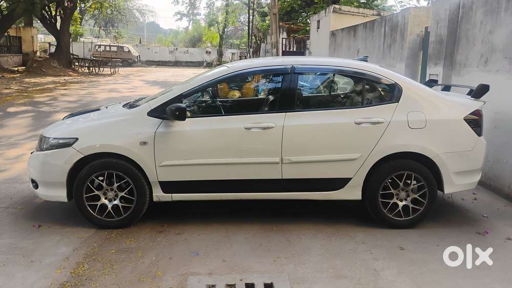 Honda City 2008-2011 1.5 V Mt, 2010, Petrol