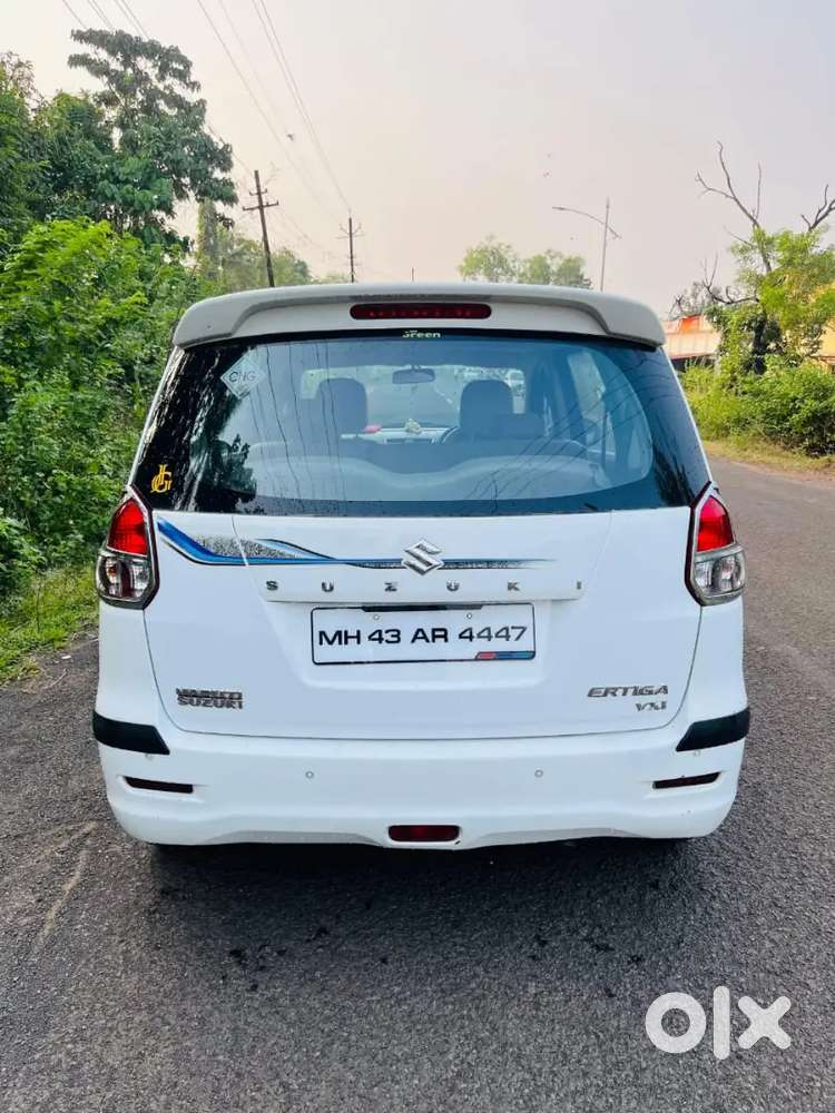 Maruti Suzuki Ertiga 2014 Company Fitted Cng , Millage 25 , Tyier New