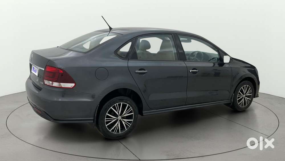 Volkswagen Vento Petrol Highline AT, 2019, Petrol