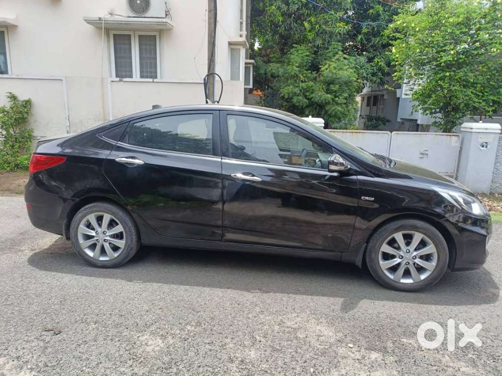 Hyundai Verna Fluidic 1.6 Vtvt Sx Automatic, 2012, Petrol