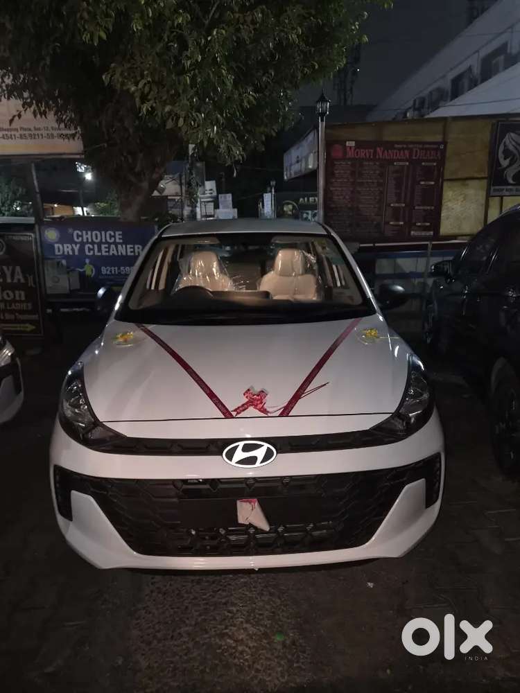 Hyundai Aura 1.2
