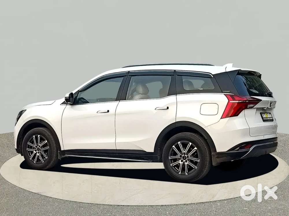 Mahindra Xuv700 Ax7 Luxury Pack Awd, 2025, Petrol