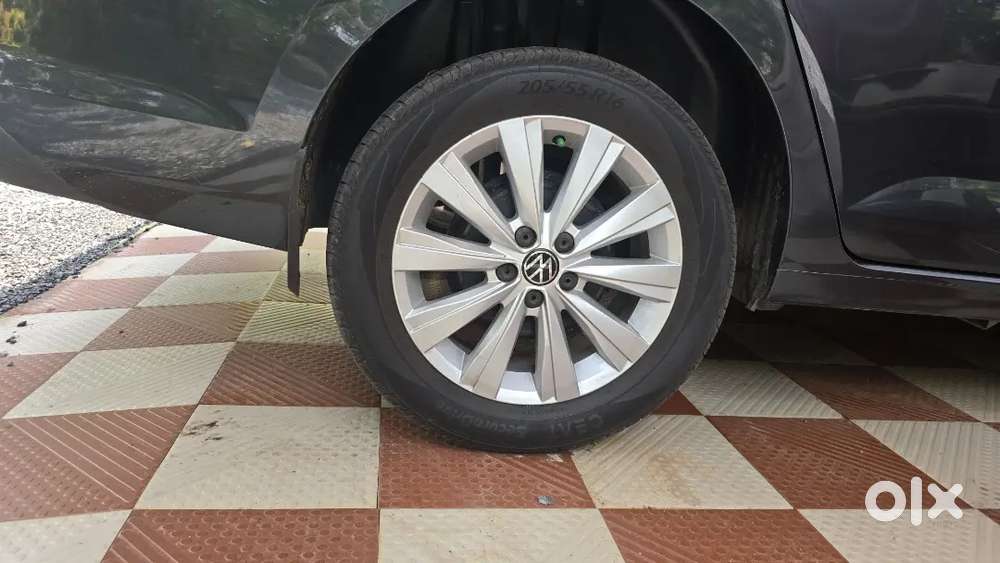 Virtus 1.0 2024 Model Petrol