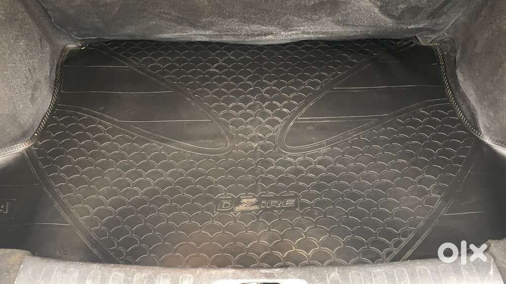 Maruti Suzuki Swift Dzire Vxi Optional, 2016, Petrol