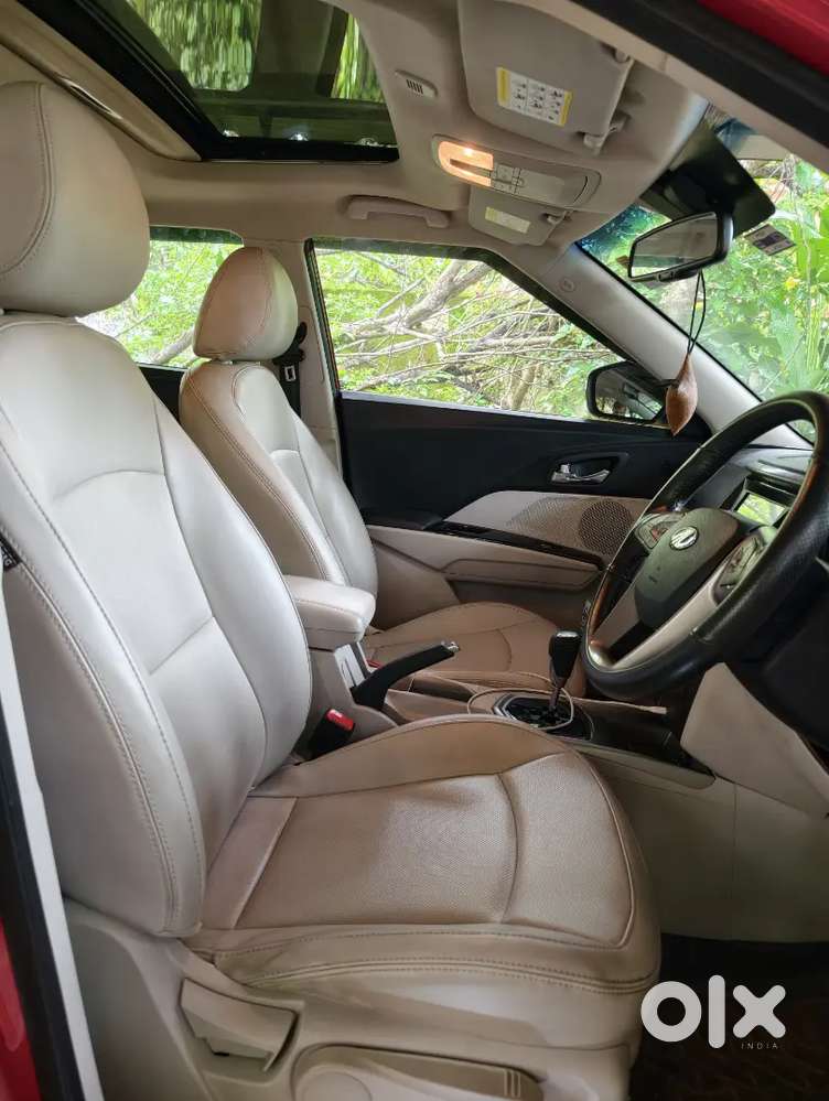 Mahindra Xuv300 W8(o) Amt Petrol