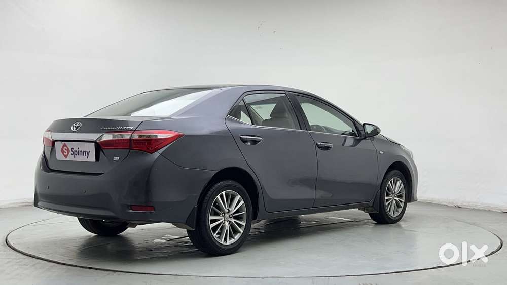 Toyota Corolla Altis 1.8 Gl, 2015, Petrol