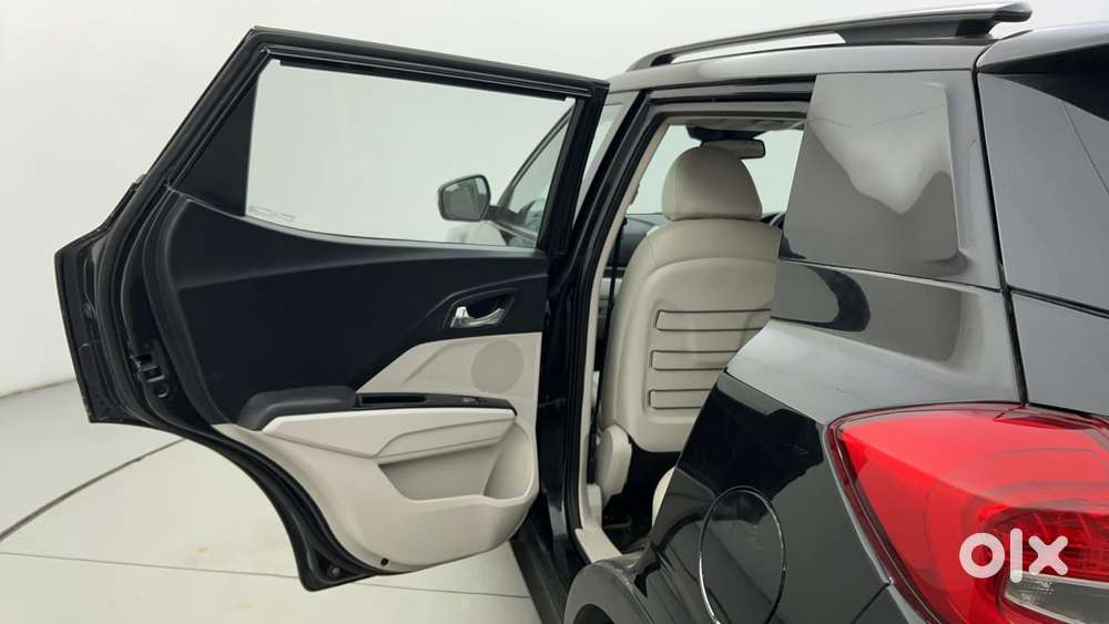 Mahindra Xuv300 W8 Option, 2021, Petrol