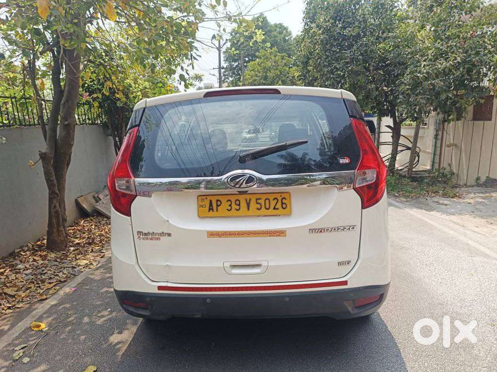 Mahindra Marazzo, 2018, Diesel