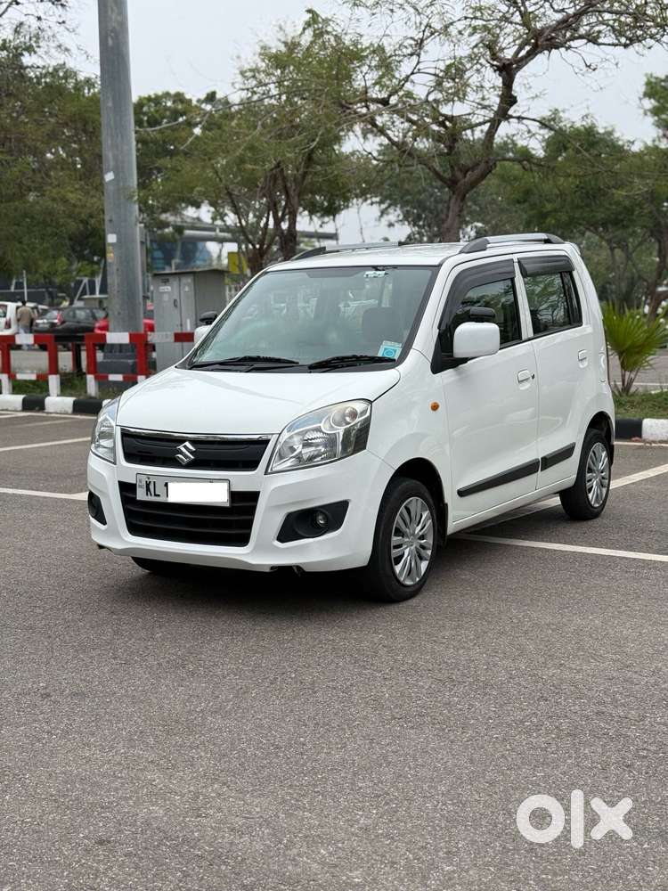 Maruti Suzuki Wagon R Vxi, 2018, Petrol