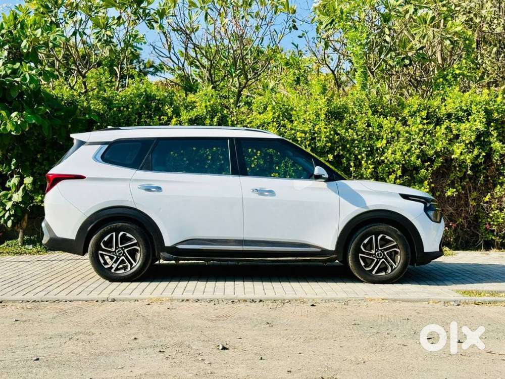 Kia Carens 1.4 Luxury Plus 6 Str, 2022, Petrol