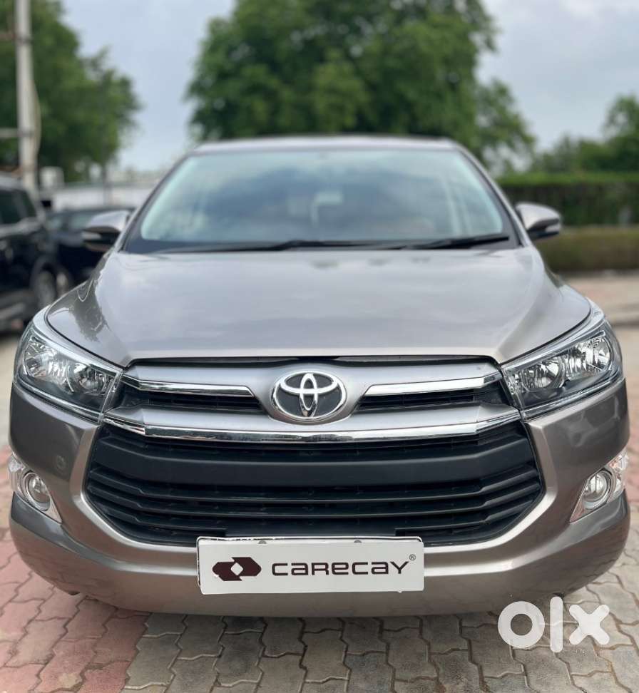 Toyota Innova Crysta 2.4 Gx Mt 8s, 2017, Diesel