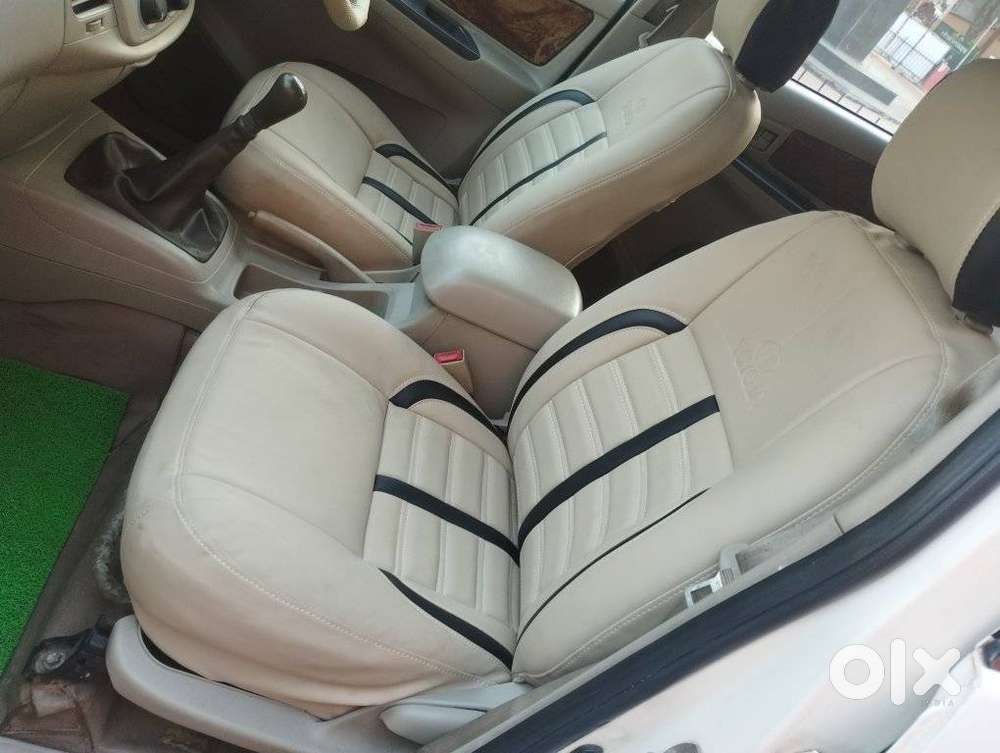 Toyota Innova 2.5 G (diesel) 8 Seater, 2014, Diesel