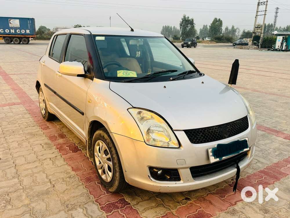 Swift Vxi Petrol 2011