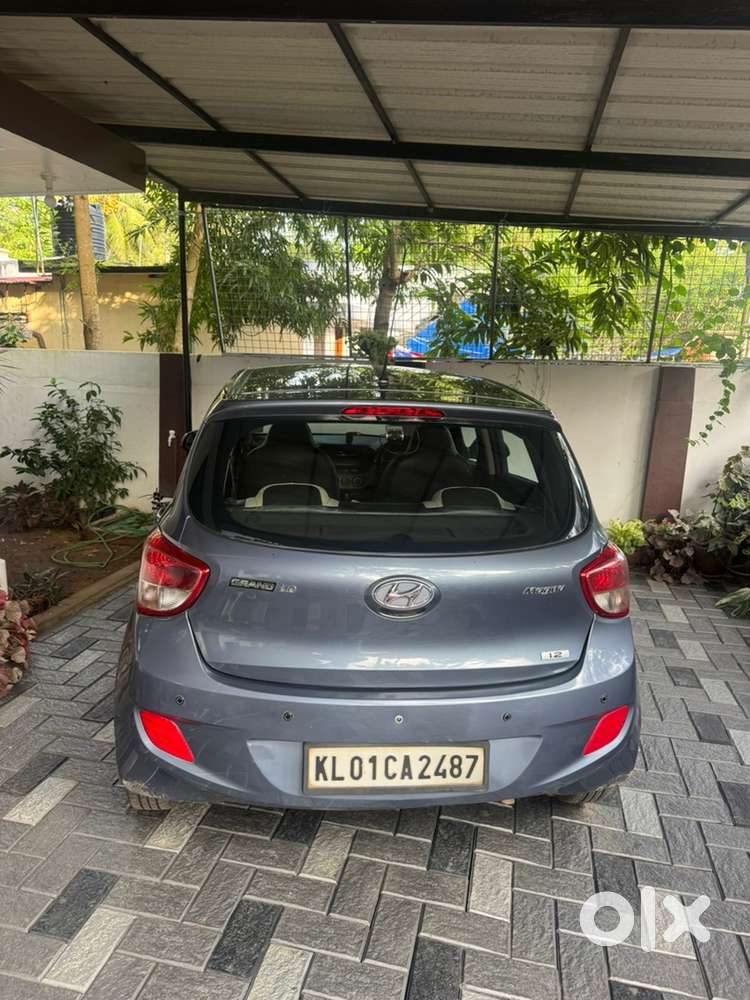 Hyundai Grand I10 2017 Petrol Well Maintained