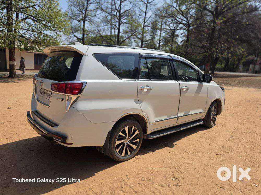 Toyota Innova Crysta [2020-ongoing] 2.4 Zx 7 Str, 2022, Diesel