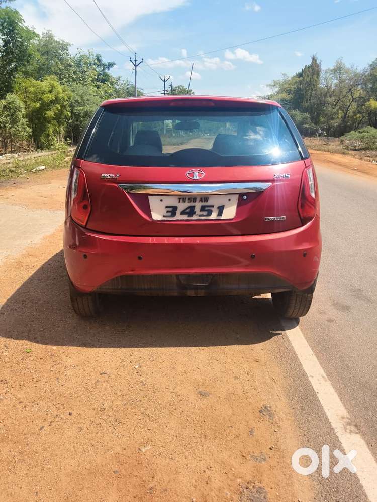 Tata Bolt Revotron Xt, 2016, Petrol