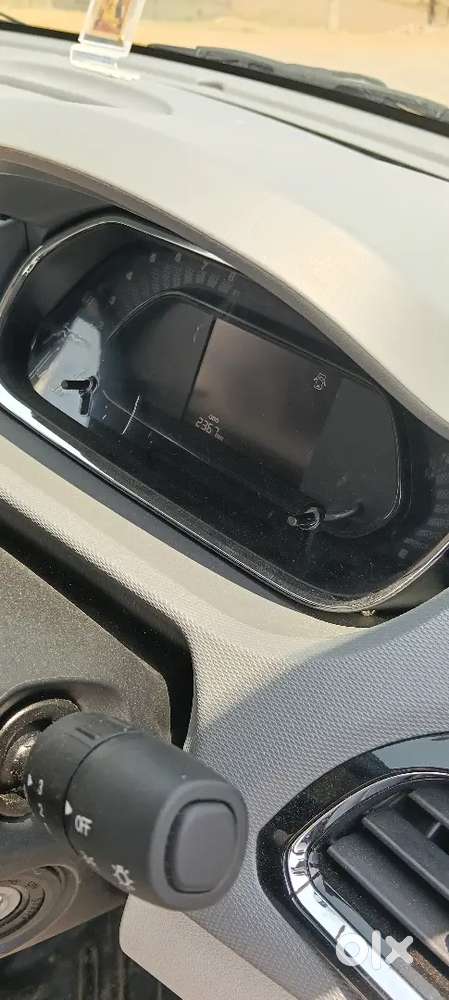Tata Tiago Xm