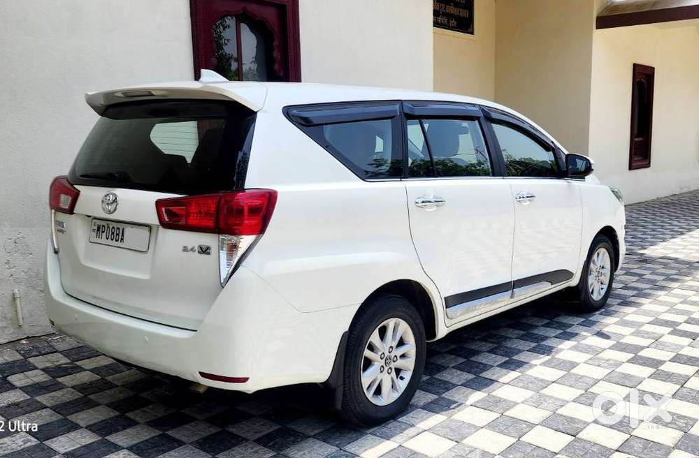 Toyota Innova Crysta 2.4 Vx Mt 8s, 2018, Diesel