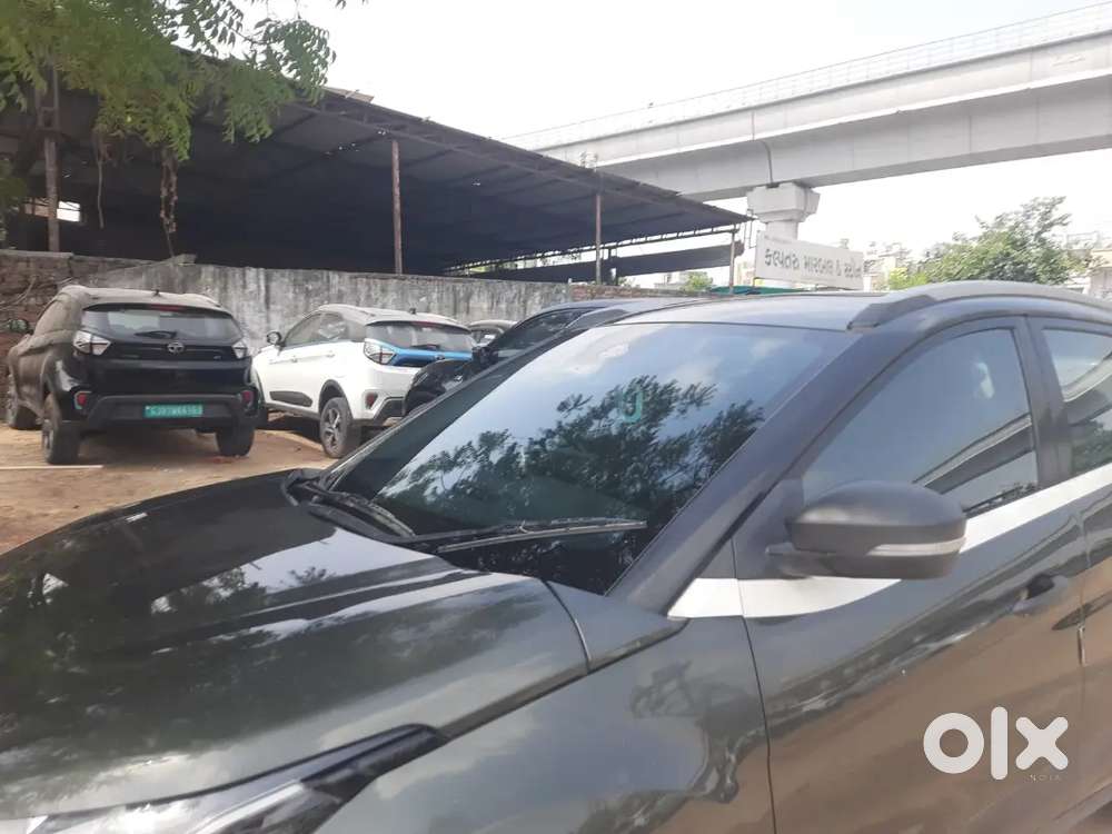 2023 Automatic Sunroof Nexon