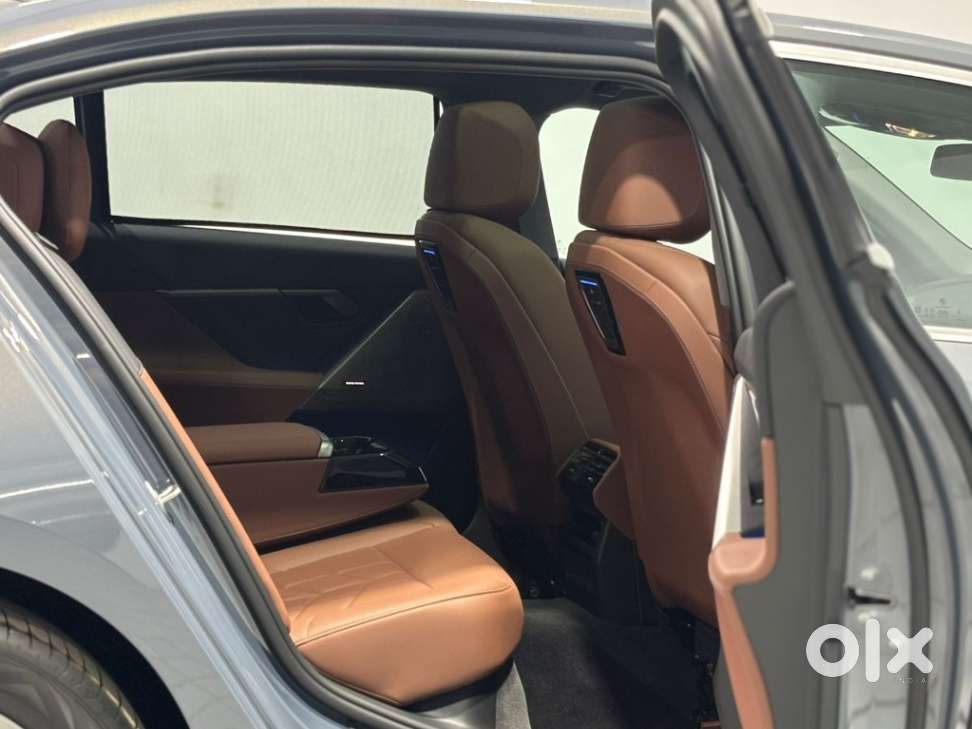 Bmw 5 Series, 2025, Petrol