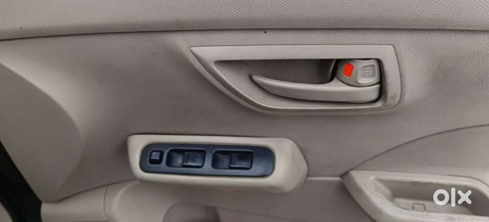 Maruti Suzuki Swift Dzire Ldi (o), 2012, Diesel