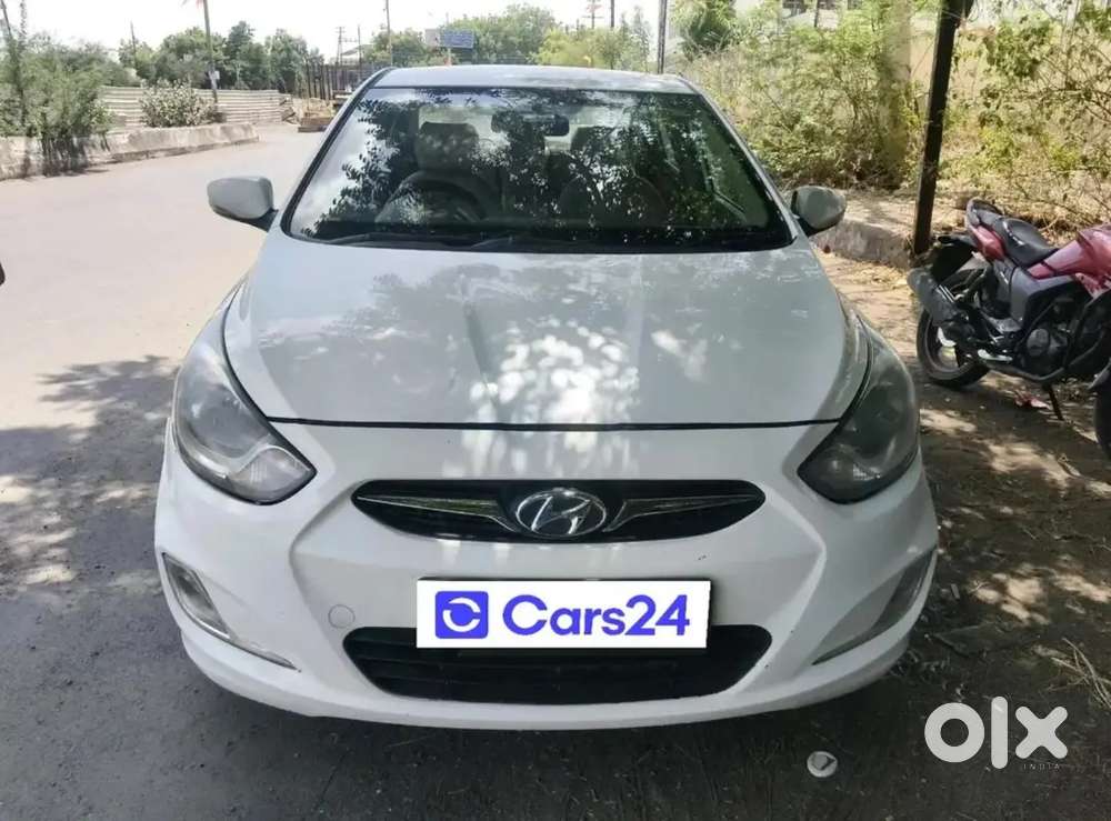 Hyundai Verna Sx O 2012