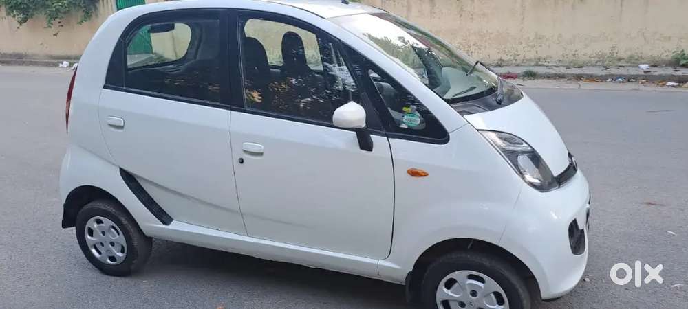 Tata Nano Xta 2016