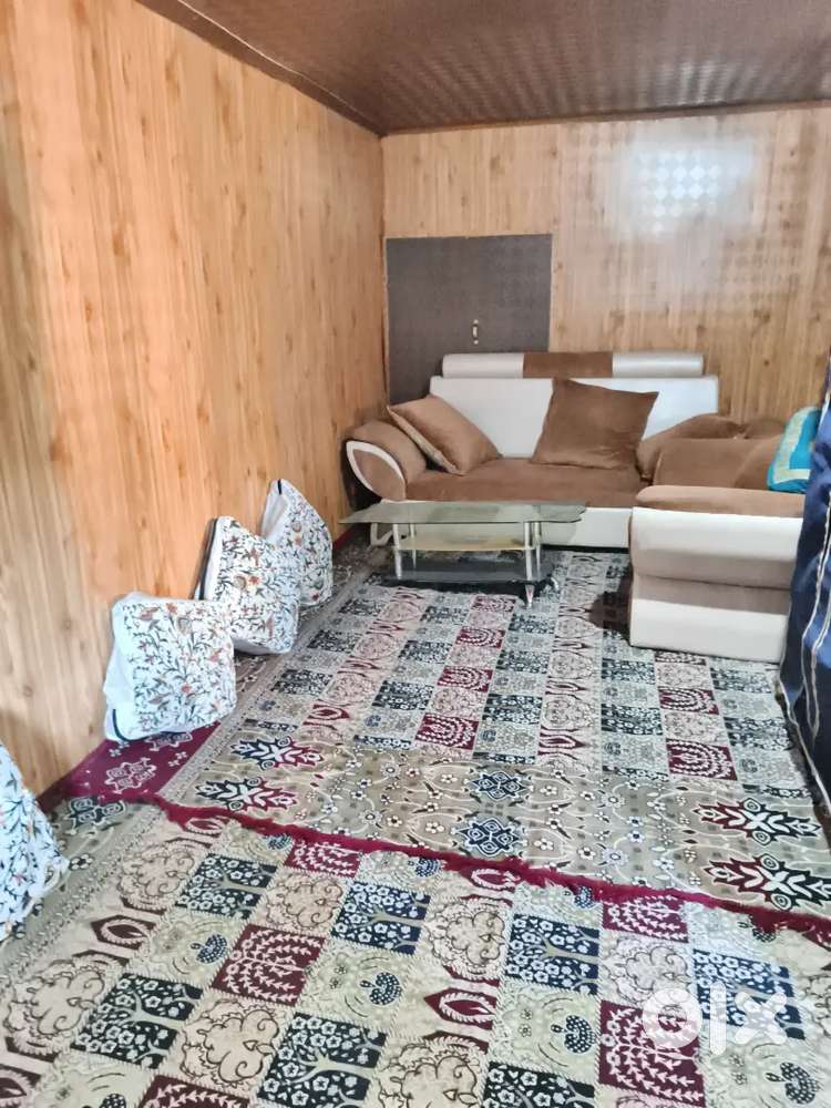 Bedroom House with 13 Marla Land For Sale: Houses Apartments