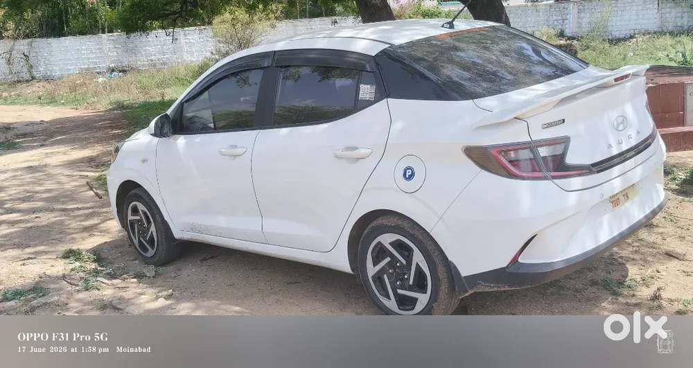 Hyundai Aura 2025 Petrol 16083 Km Driven