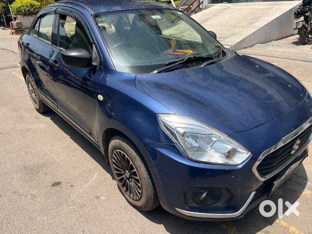 Maruti Suzuki Swift Dzire 1.2 Lxi Bsiv, 2017, Petrol