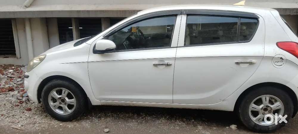 Hyundai I20 N Line 2010 Cng & Hybrids 81000 Km Driven