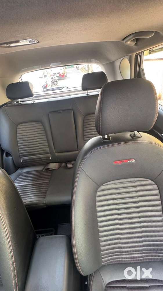 Kia Sonet Gtx Plus 1.0 Dct Top Model With Sunroof