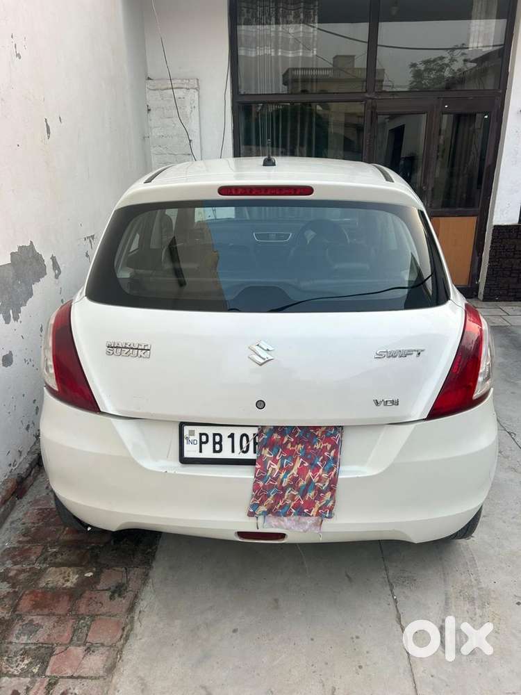 Maruti Suzuki Swift 2016 Genuian Car Secondowner Pb10 No