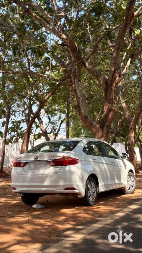 Honda City 2015 Manual - Excellent Condition