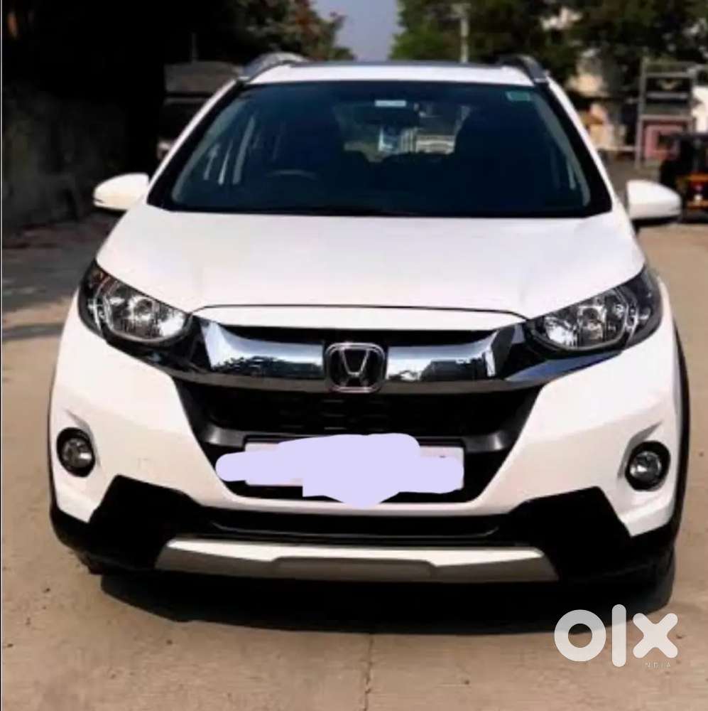 Honda Wr-v 2017 Diesel 140000 Km Driven,topend Sunroof,company Service