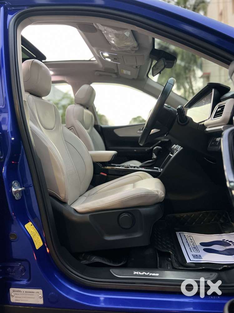 Mahindra Xuv700 2.2 Ax 7 Diesel At Luxury Pack Str, 2021, Diesel