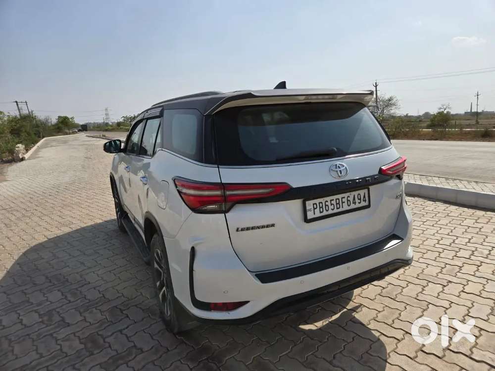 Toyota Fortuner Legender 2023 Diesel