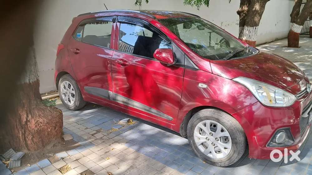 Hyundai Magna, With Parking Sensor,  Rear Camera, Infotainment 9 Inch