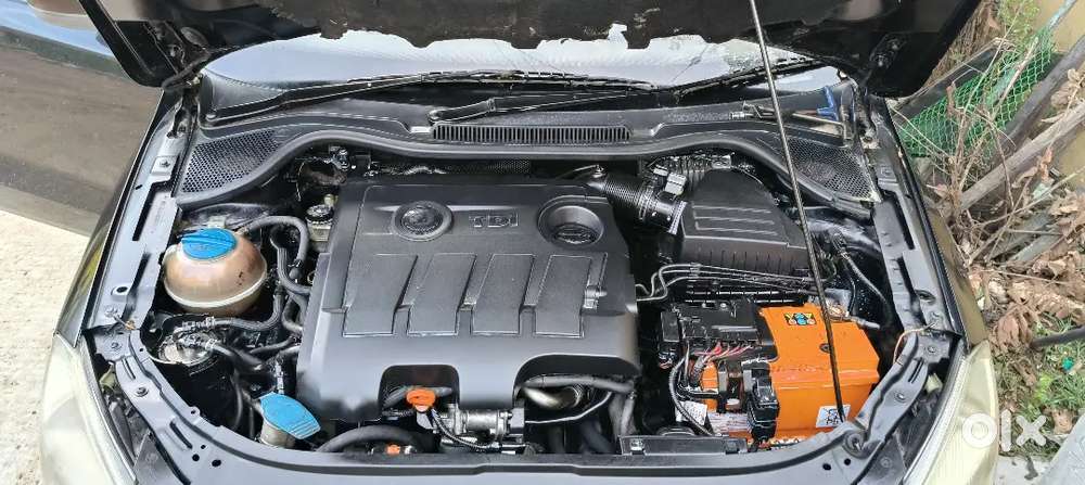 Skoda Rapid Ambition 1.5 Tdi | 2012 | 2nd Owner | Diesel | ₹2.10 La