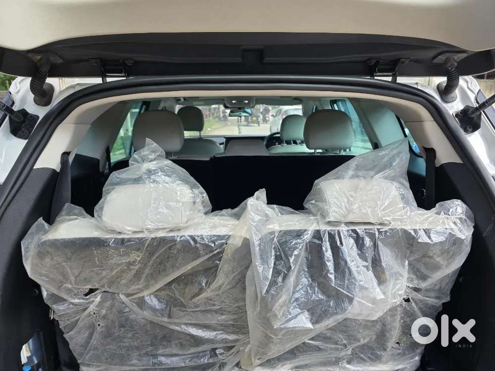 Mahindra Xuv700 2.0 Petrol 2023