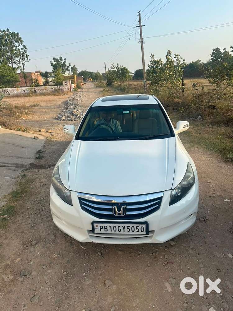 Honda Accord Petrol 2011