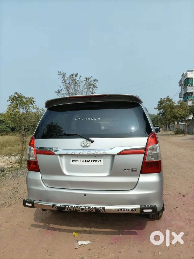 Toyota Innova 2012