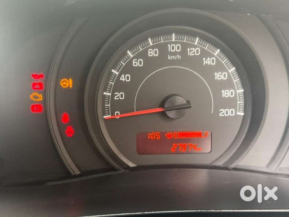 Maruti Suzuki Swift 2018 Petrol Well Maintained