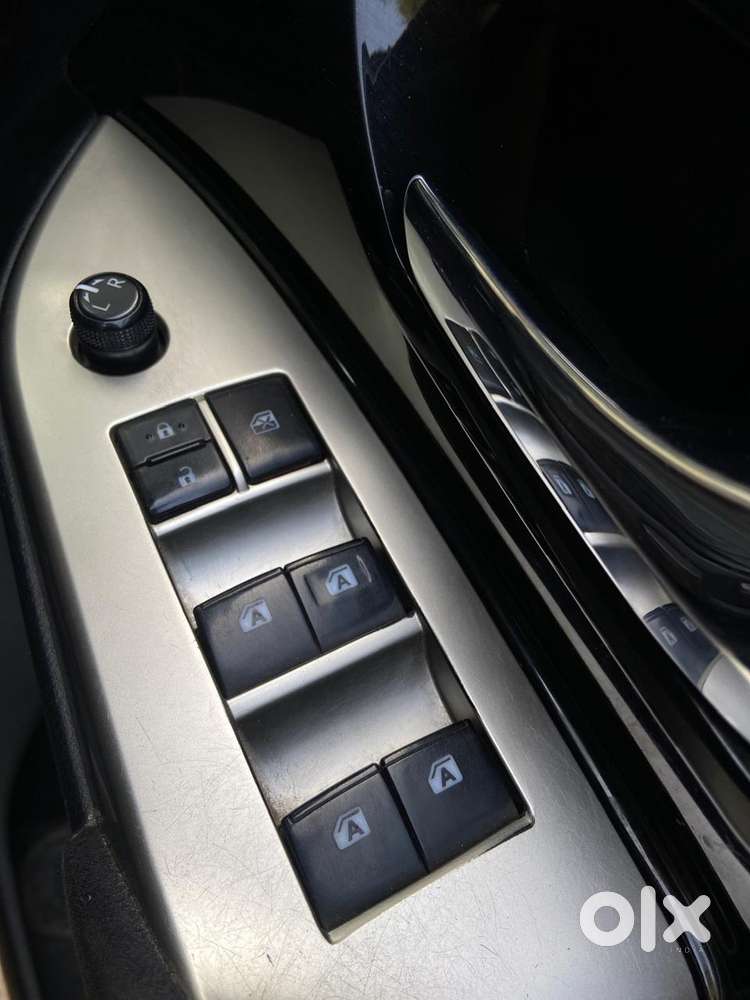 Toyota Innova Crysta 2.4 Vx Mt 8s, 2018, Diesel