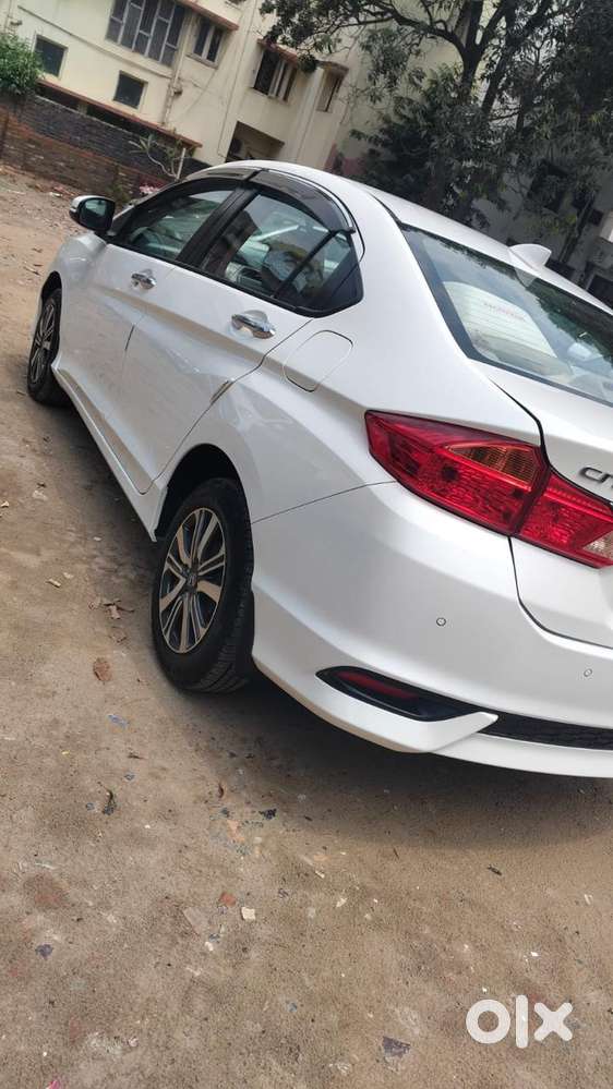 Honda City I-vtec V, 2020, Petrol