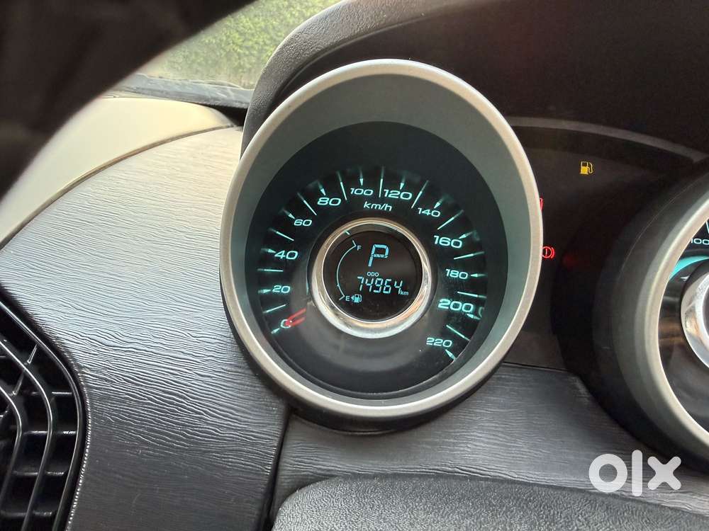 Mahindra Xuv500 W6 At, 2016, Diesel